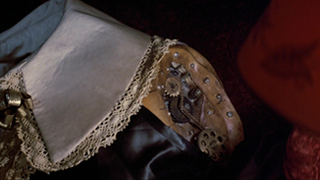 Halloween III Creepy Robot Grandma Loses Her Head (1982)